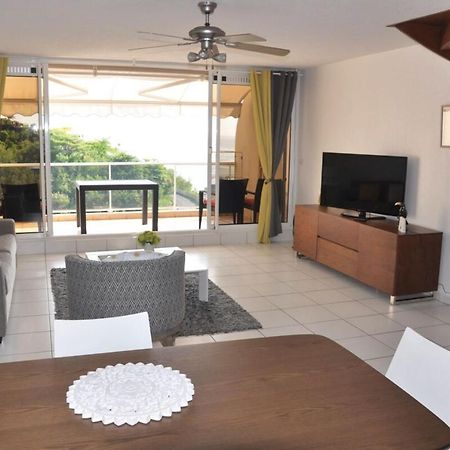 Appartement Standing 2 Chambres Vue Mer Res Tahiri 3 Punaauia  Dış mekan fotoğraf